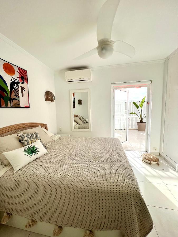 Luxury Penthouse With Breathtaking Views And Huge Private Terraces Daire Puerto de Santiago  Dış mekan fotoğraf