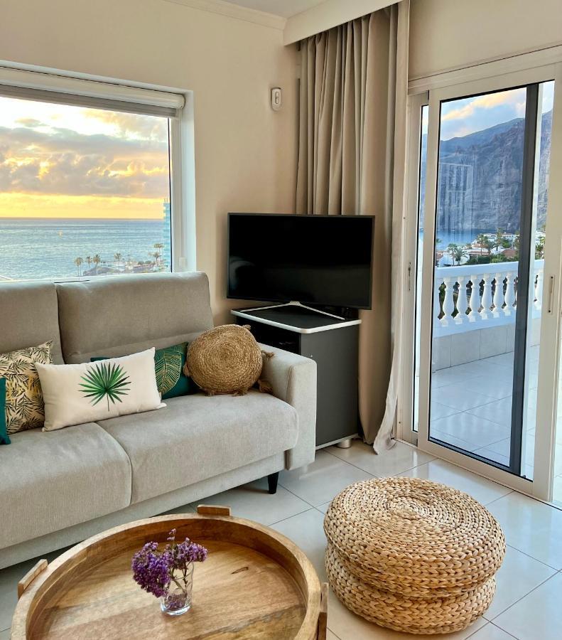 Luxury Penthouse With Breathtaking Views And Huge Private Terraces Daire Puerto de Santiago  Dış mekan fotoğraf