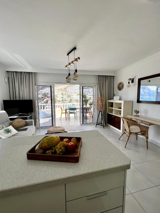 Luxury Penthouse With Breathtaking Views And Huge Private Terraces Daire Puerto de Santiago  Dış mekan fotoğraf